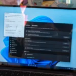 Giao diện Cài đặt và Control Panel trên Windows 11, thể hiện sự thay đổi trong cách quản lý phần cứng so với thời Device Stage