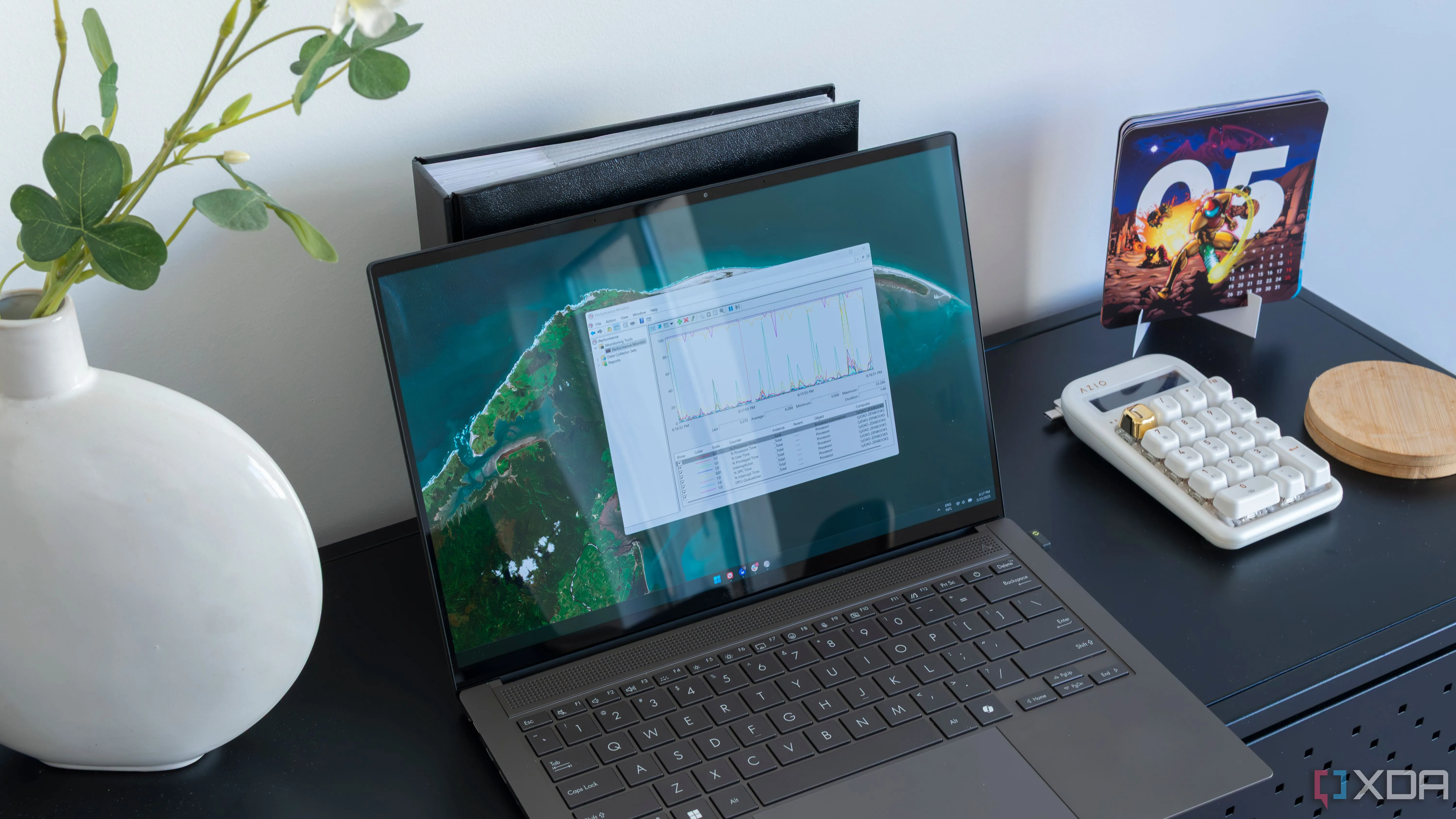 Giao diện Performance Monitor đang chạy trên Windows 11, thường dùng để theo dõi hiệu suất và phát hiện sự cố hệ thống