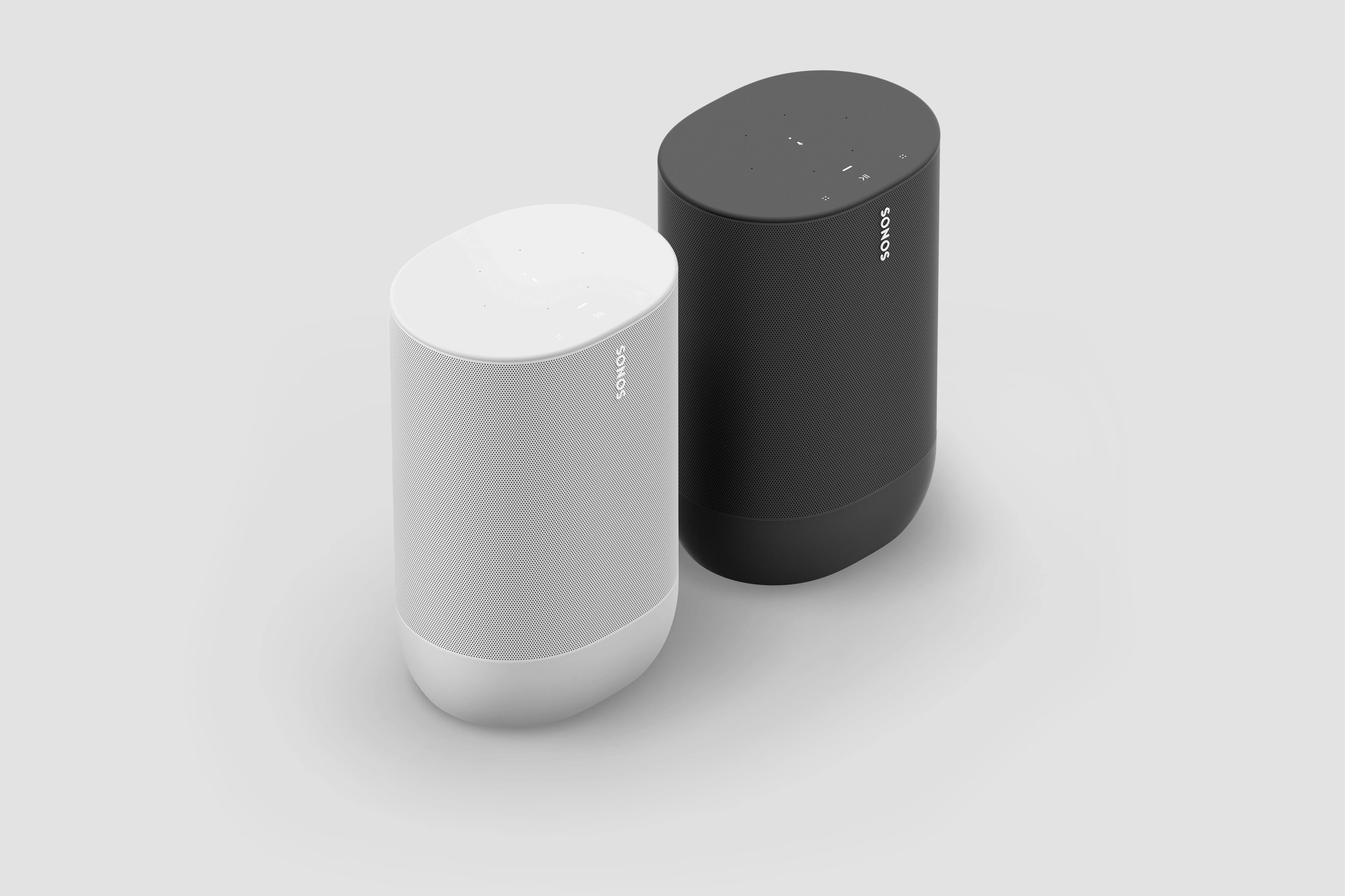 Loa di động Sonos Move 2 màu trắng và đen đặt cạnh nhau