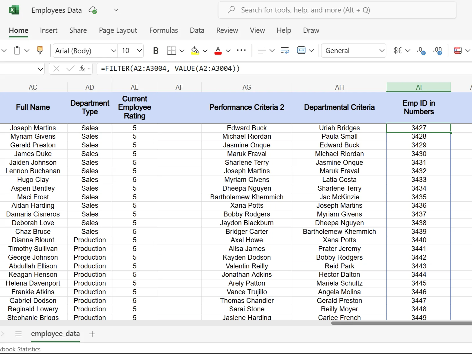 Bảng tính Excel minh họa việc chuyển đổi và lọc ID nhân viên dưới dạng số bằng cách sử dụng hàm VALUE trong công thức FILTER.