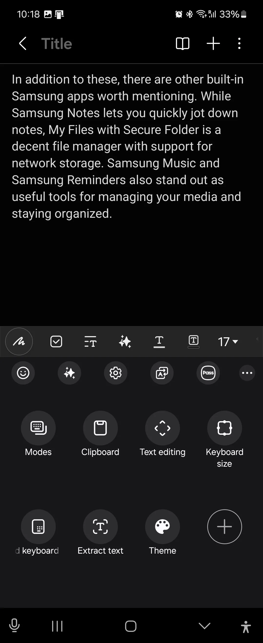 Các phím tắt tiện ích tích hợp trên bàn phím Samsung, cho phép truy cập nhanh Samsung Pass và các tính năng khác trong Samsung Notes