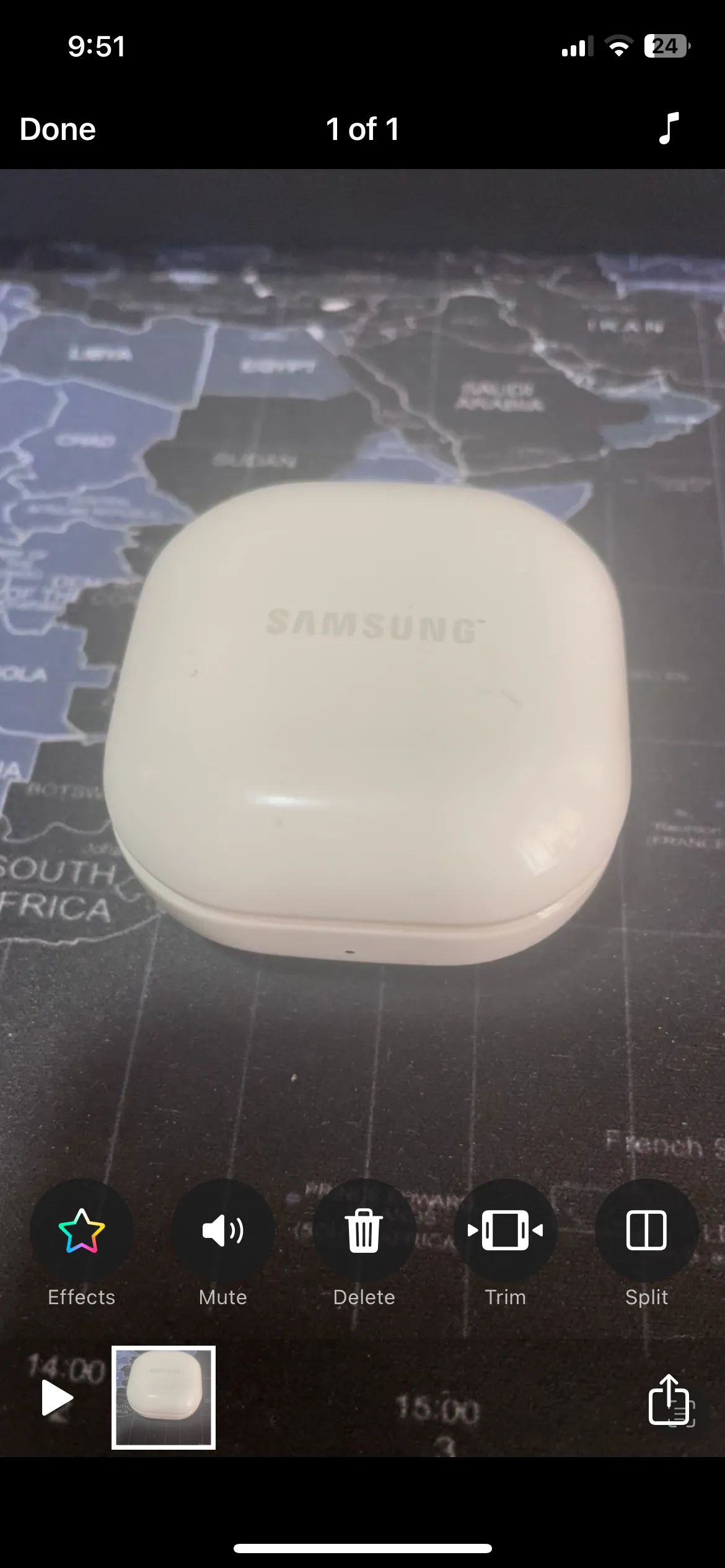 Các tùy chọn chỉnh sửa trong ứng dụng Clips trên iPhone