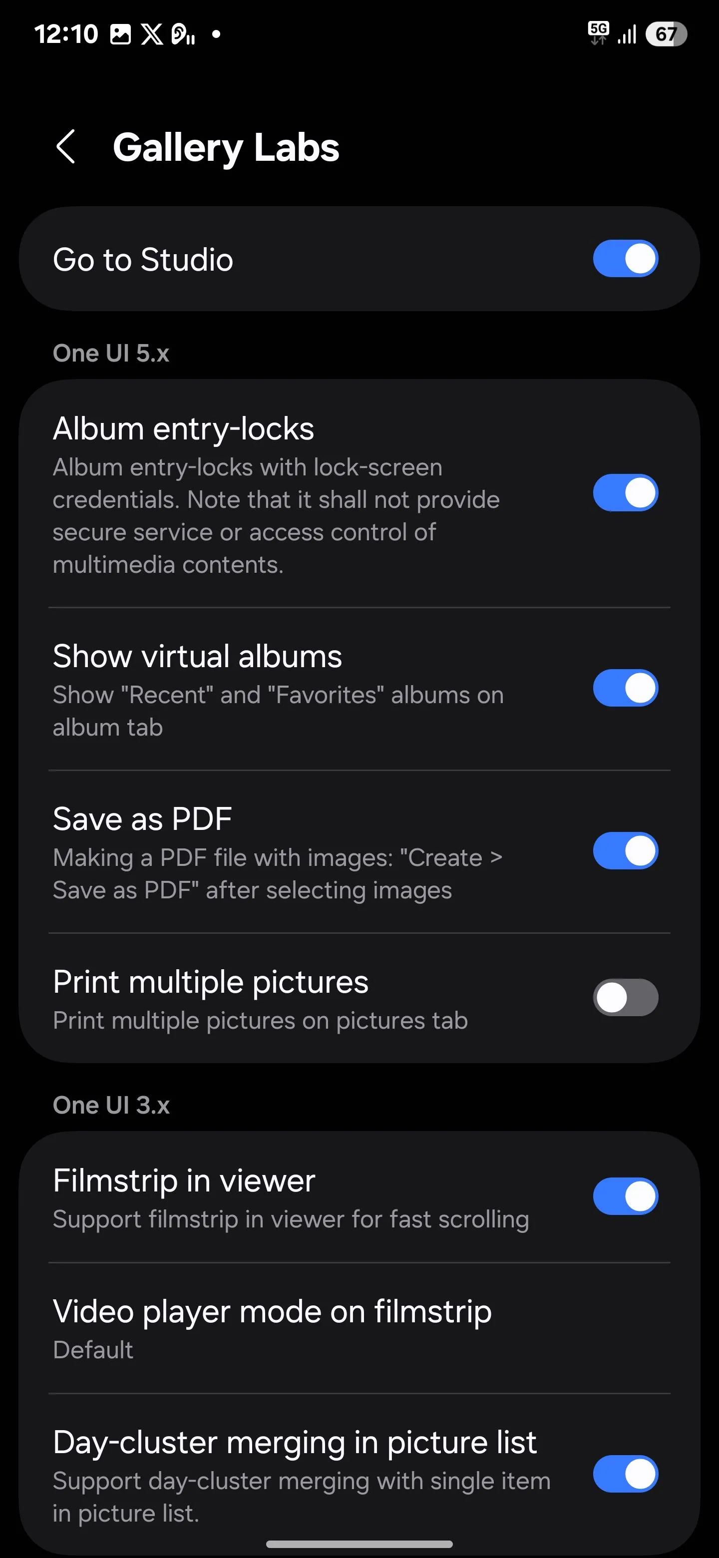 Các tùy chọn trong Gallery Labs của ứng dụng Thư viện Samsung đã được bật, cho phép người dùng truy cập các tính năng thử nghiệm như khóa album.