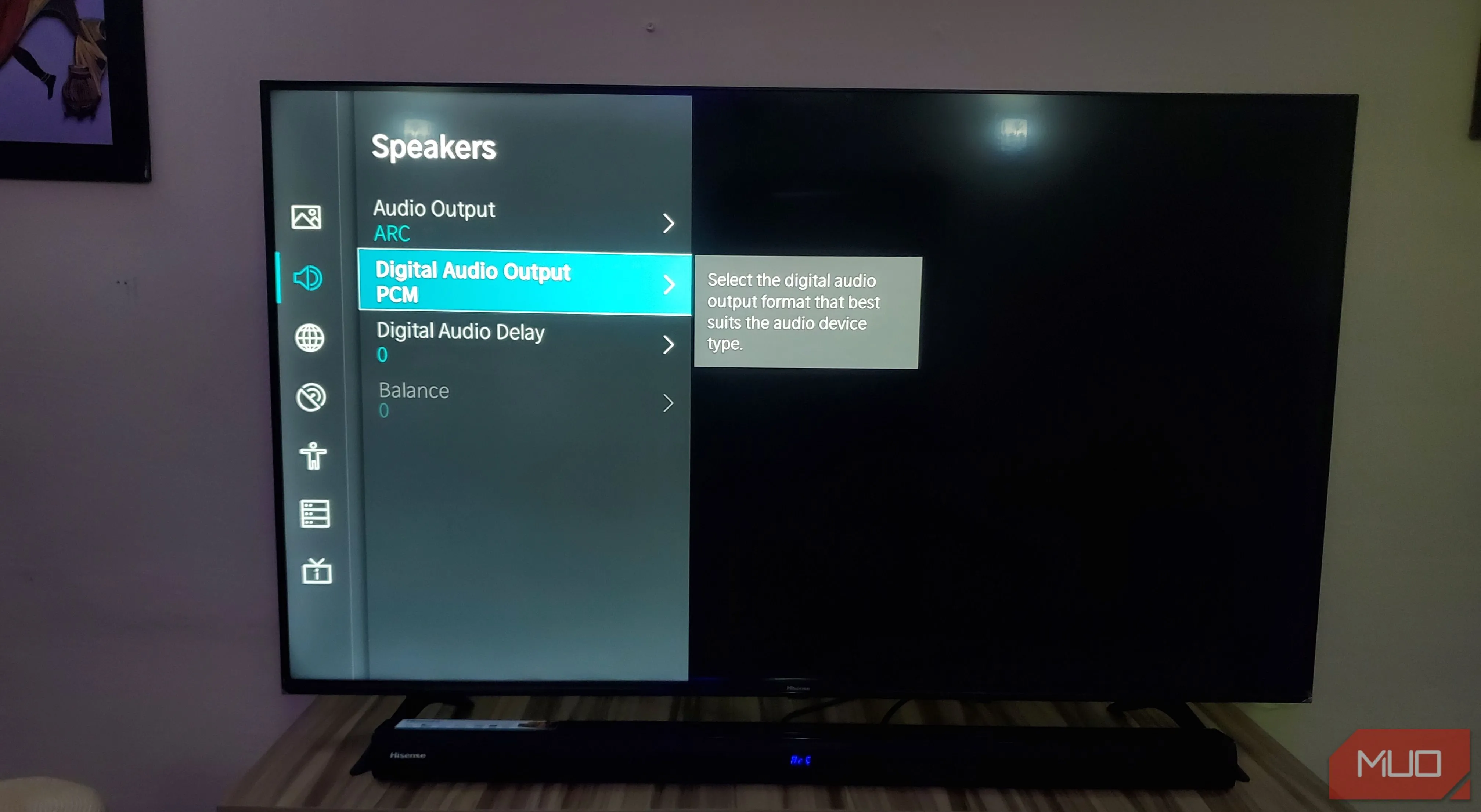 Cài đặt âm thanh và tùy chọn đầu ra trên Smart TV Hisense.