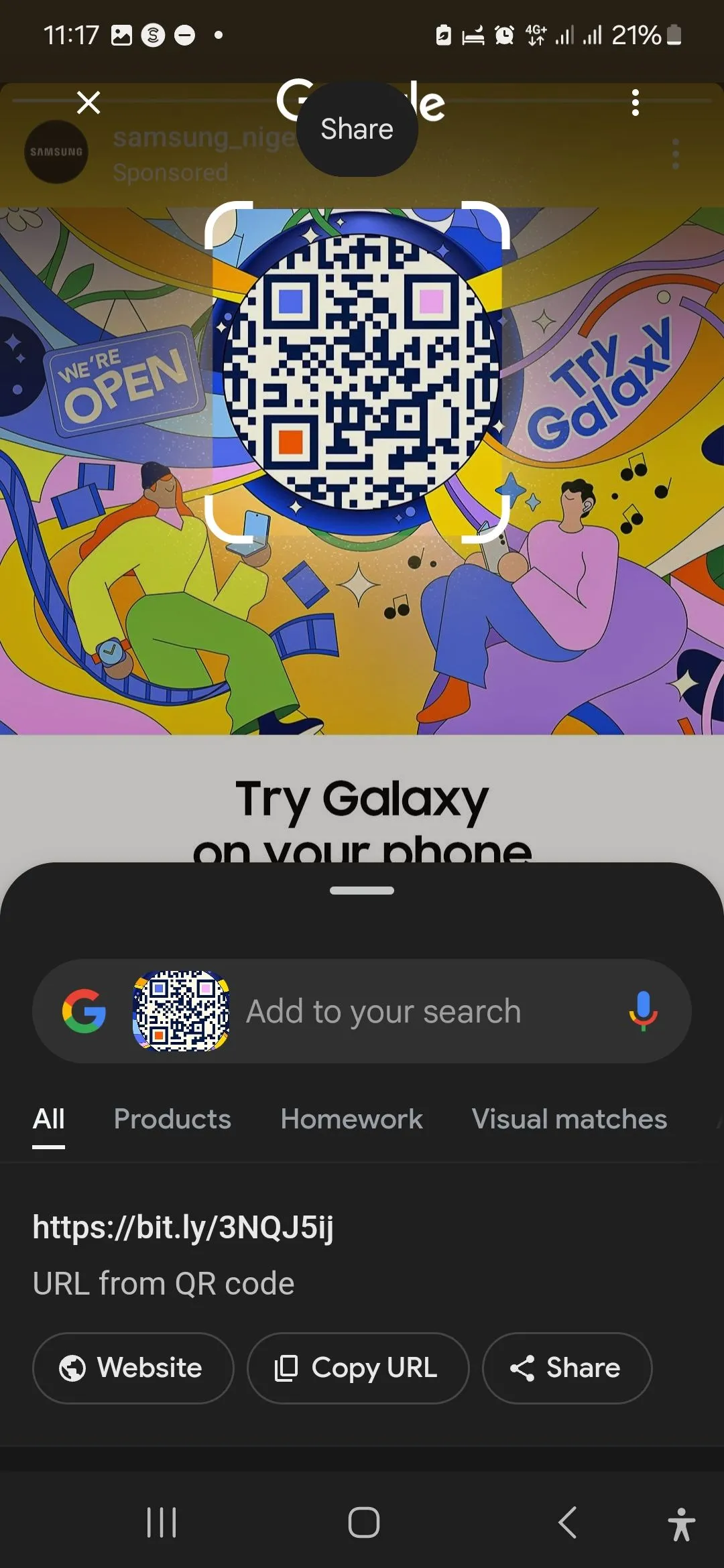 Circle to Search dễ dàng quét và hiển thị URL từ mã QR được khoanh tròn.