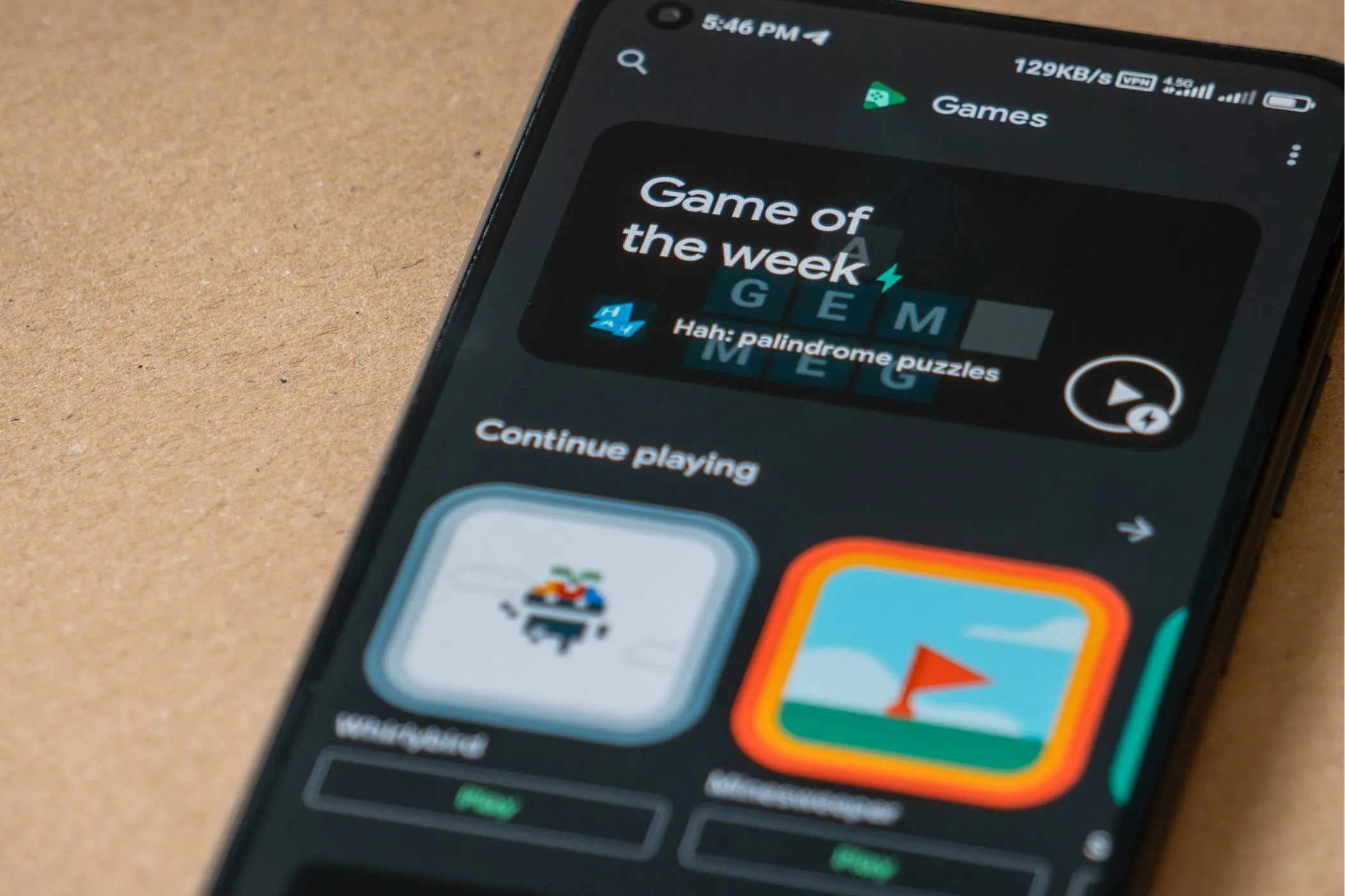 Giao diện Google Play Games với tab 'Game of the Week'
