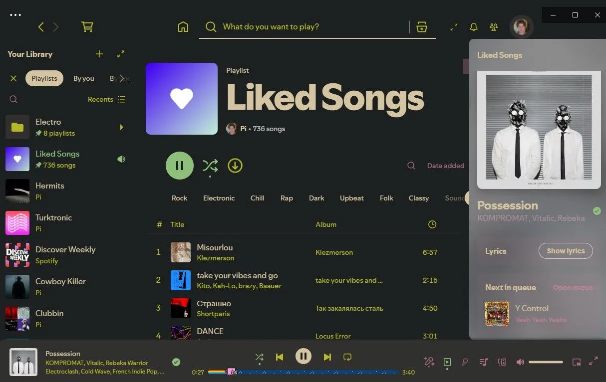 Giao diện Spotify đã được tùy biến với Spicetify trên Windows, hiển thị thanh tìm kiếm độc đáo.