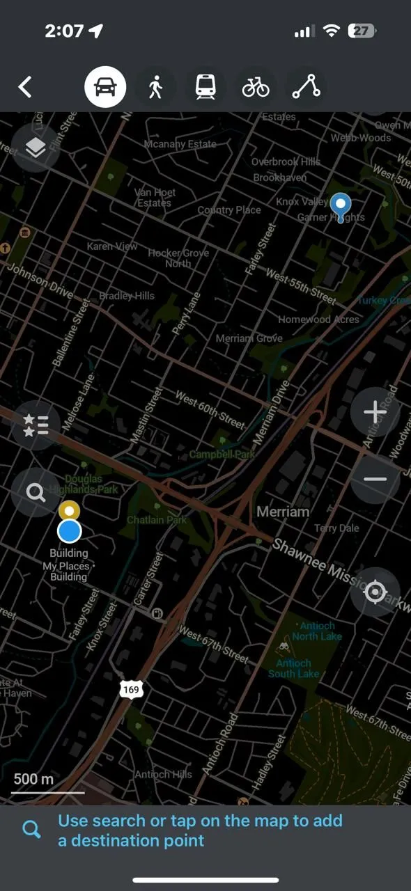 Giao diện ứng dụng Organic Maps khi thêm điểm đến, hiển thị bản đồ chi tiết và tùy chọn điều hướng.