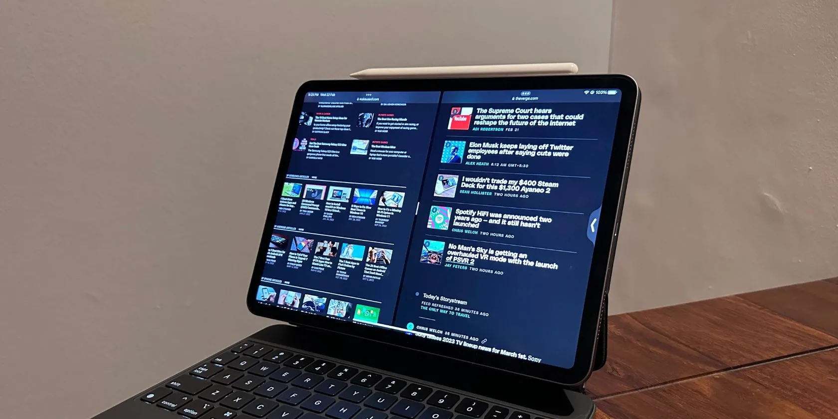 iPad Pro hiển thị đa nhiệm Chia đôi màn hình (Split View) với nhiều cửa sổ ứng dụng