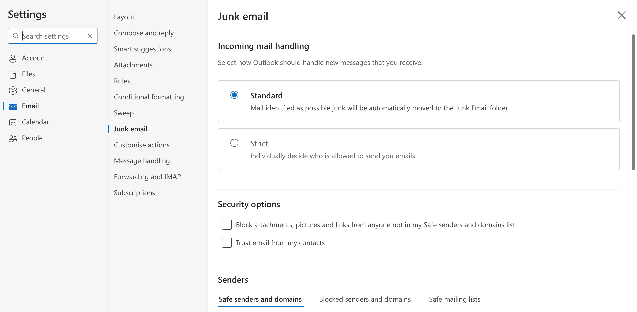 Kiểm soát người gửi tin nhắn trong ứng dụng Outlook để lọc email rác