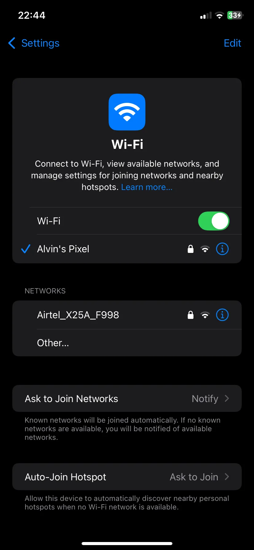 Màn hình cài đặt Wi-Fi trên iOS hiển thị tùy chọn chế độ Dữ liệu Thấp