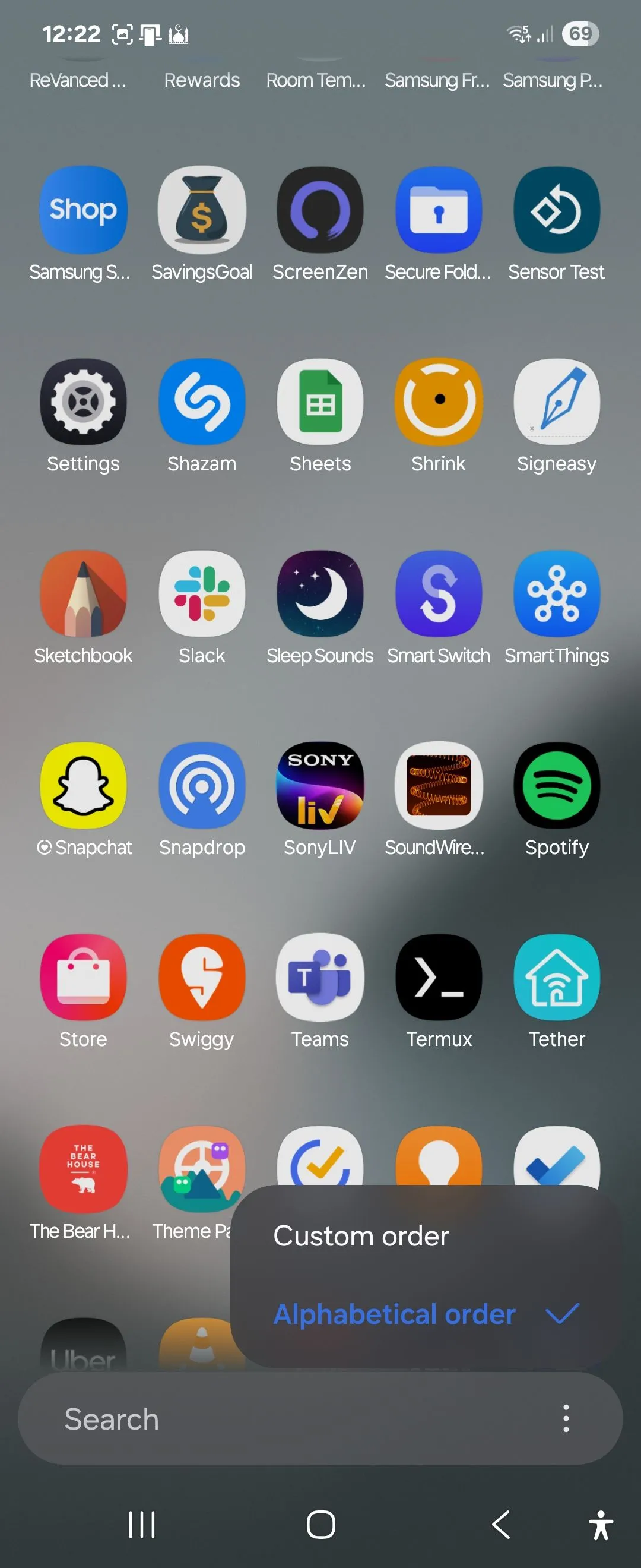 Menu ba chấm cho thanh tìm kiếm dưới cùng trên Samsung Galaxy Z Flip 6 One UI 7