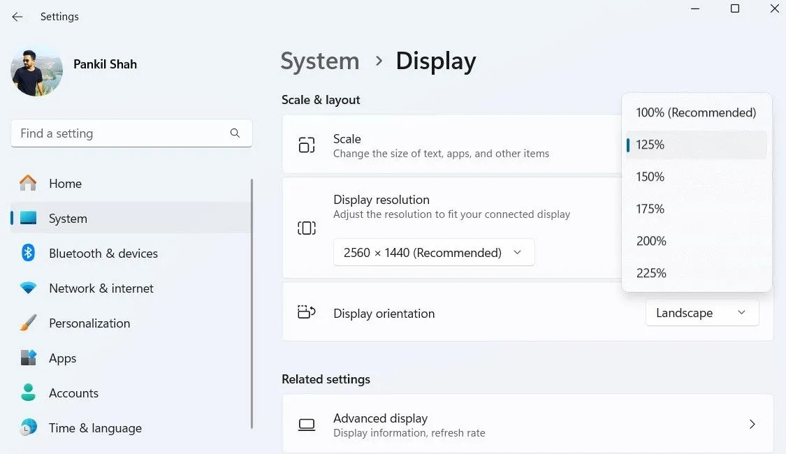 Menu cài đặt Tỷ lệ hiển thị màn hình (Display Scale) trong Windows 11