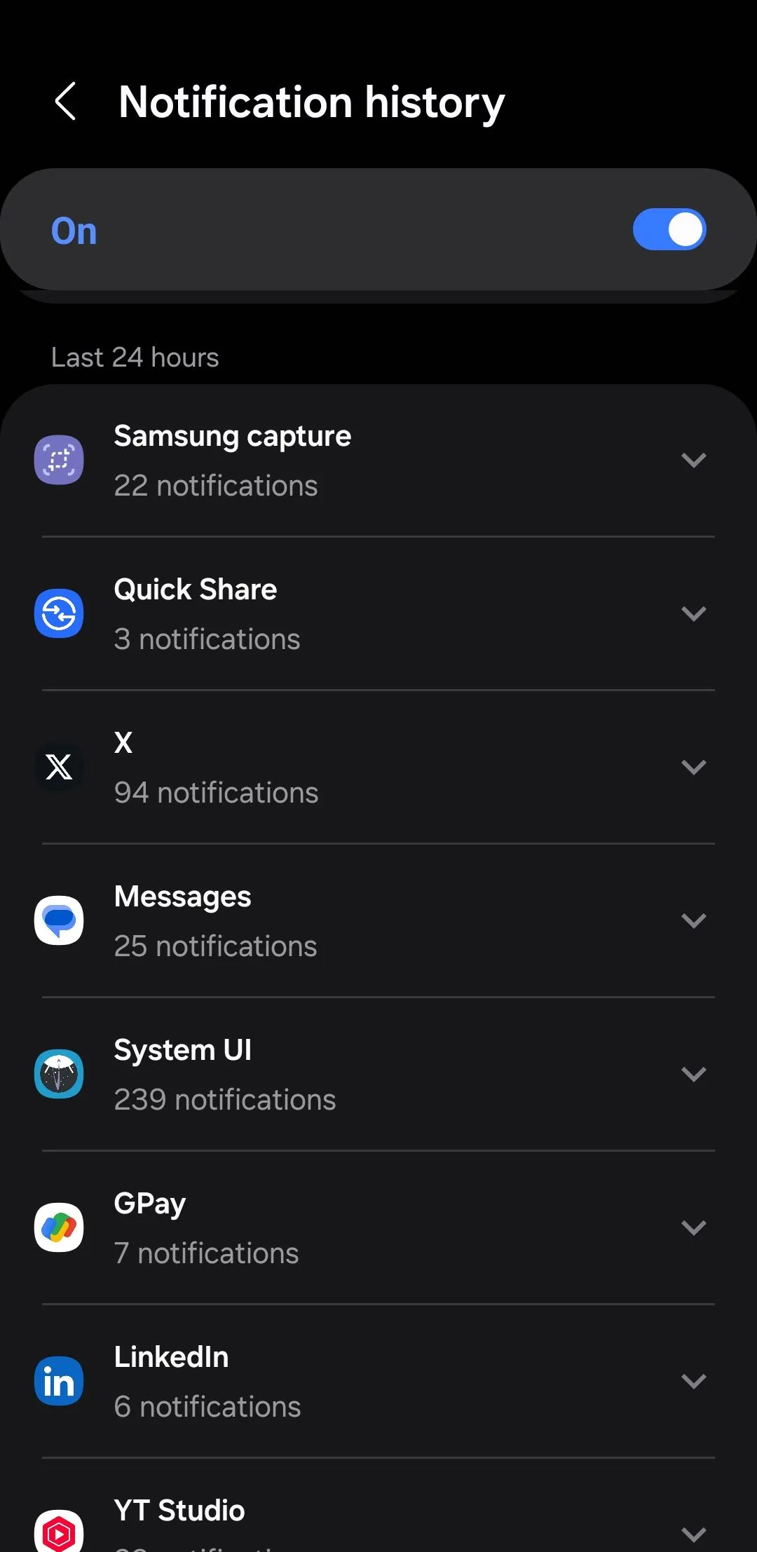 Menu lịch sử thông báo trên Android hiển thị danh sách các thông báo đã nhận và bị loại bỏ