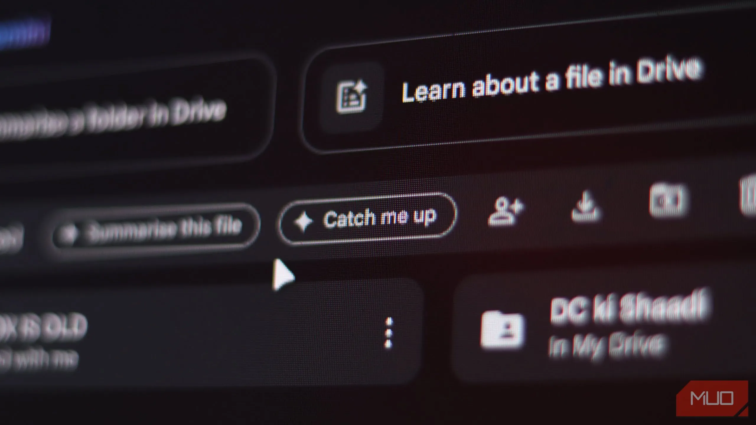 Nút &quot;Catch me up&quot; được nhấn mạnh trên giao diện Google Drive giúp người dùng xem ngay tóm tắt thay đổi file