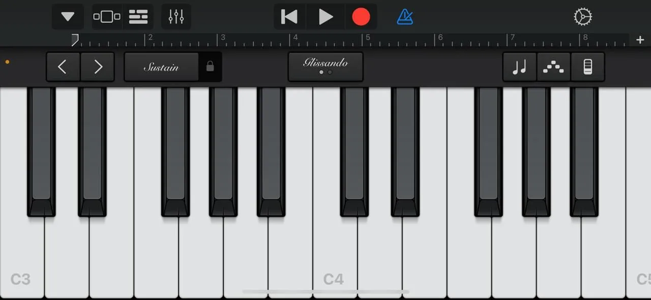Piano ảo trong ứng dụng GarageBand giúp sáng tạo âm nhạc