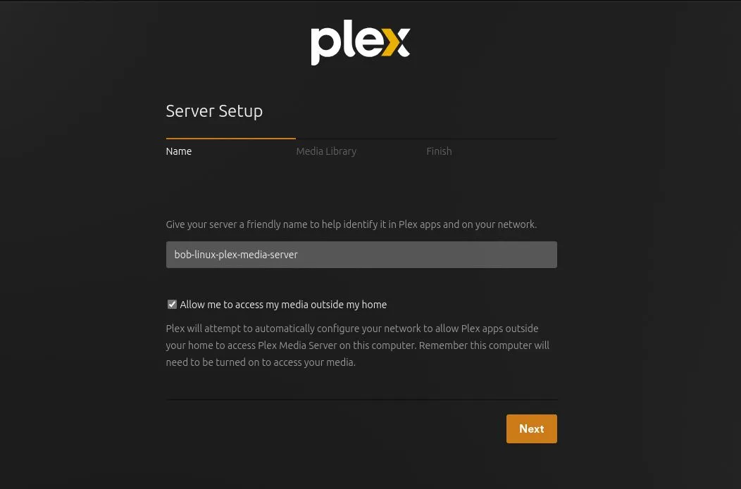 Tên máy chủ Plex được đặt là &quot;Linux Server&quot;, minh họa sự khác biệt trong việc đặt tên cho nhiều máy chủ.