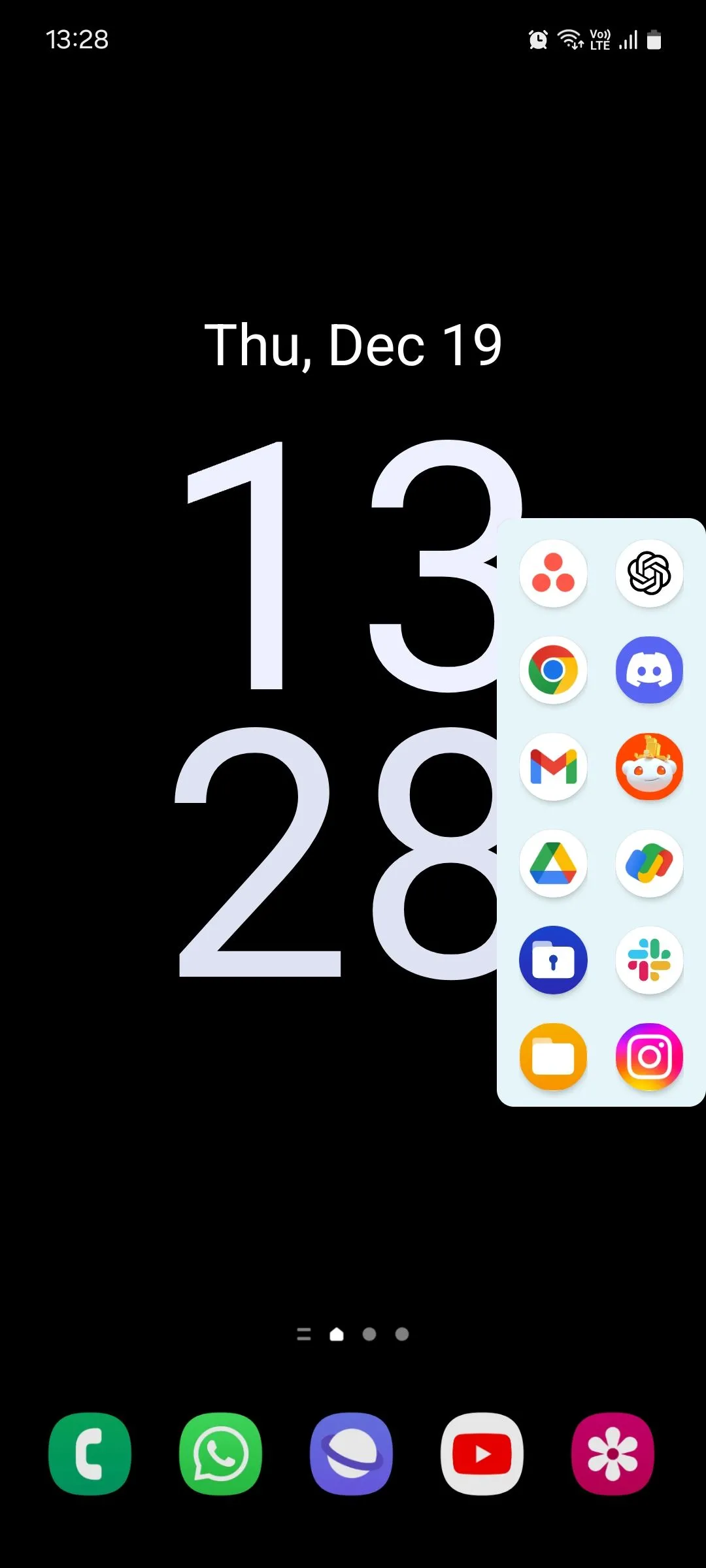 Xem trước ứng dụng Side Bar trên màn hình chính Android, thể hiện tính năng màn hình cạnh tiện lợi để truy cập ứng dụng nhanh.